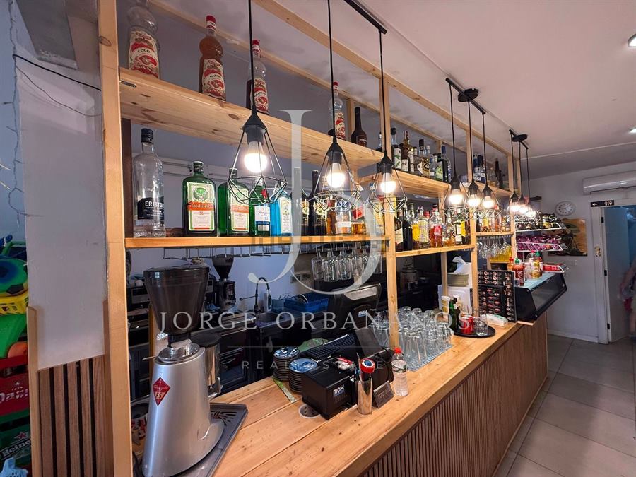 Bar-cafetería en traspaso, Rambla Principal, Vilanova i la Geltrú